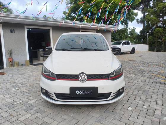 VOLKSWAGEN FOX 1.0 MPI BLUEMOTION 12V FLEX 4P MANUAL VOLKSWAGEN FOX 1.0 MPI BLUEMOTION 12V FLEX 4P MANUAL